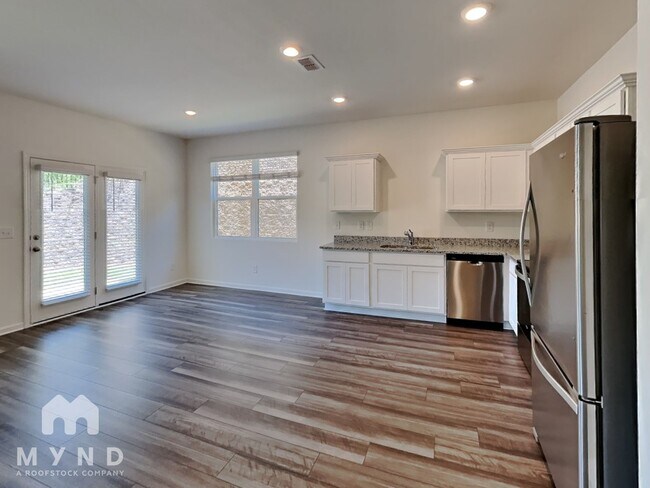 Building Photo - 3569 Bluebird Ct