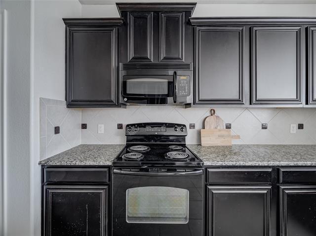 Building Photo - 14923 Lone Spring Dr