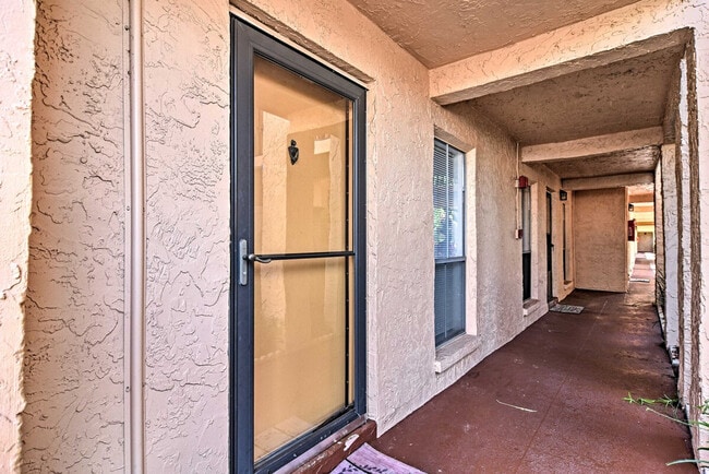 Building Photo - 8931 Blind Pass Rd