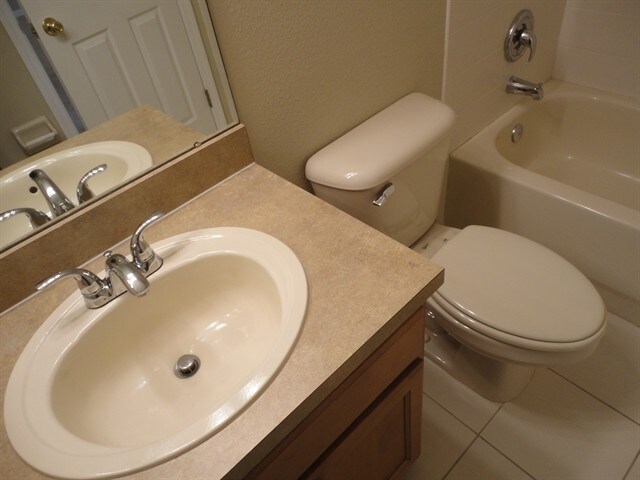 Building Photo - 8840 Royal Enclave Boulevard