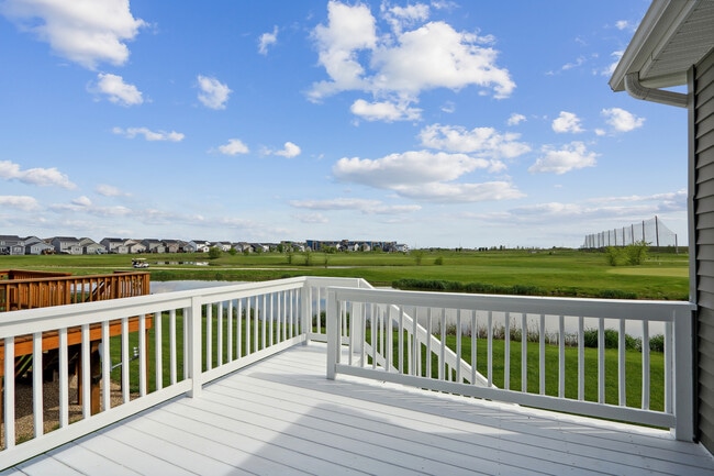 Building Photo - 4533 Nicklaus Dr