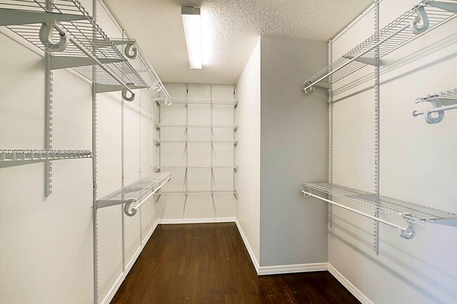 Building Photo - 4631 Mediterranean Cir