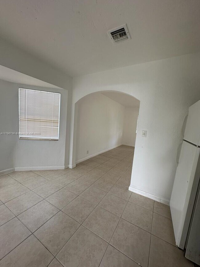 Building Photo - 2628 Fletcher Ct