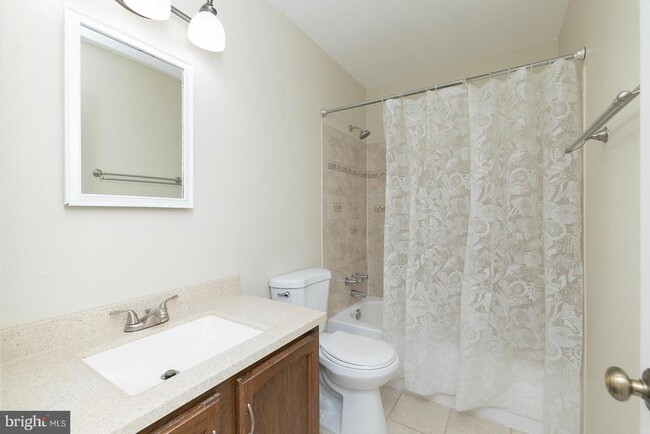 Building Photo - 15107 General Stevens Ct