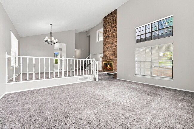 Building Photo - $2,940.95 - 3 bed 2.5 bath Home in Centennial with Central AC, and Great Backyard Space!