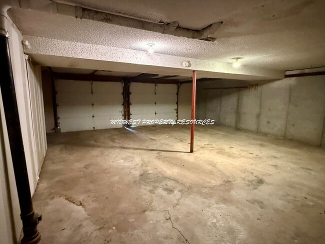 Building Photo - Amazing 3 Bedroom Home!