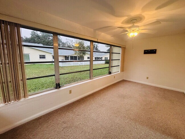 Building Photo - Newly updated 2/2 in 55+ community