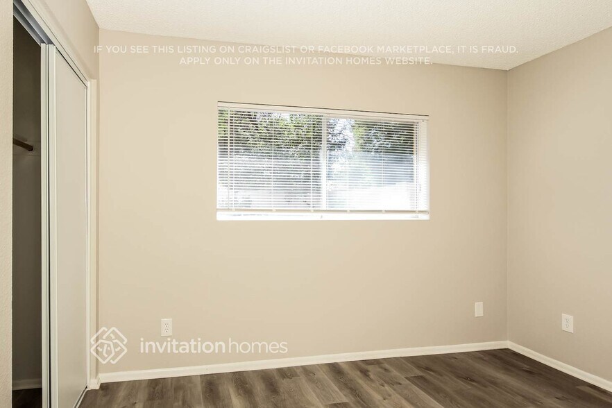 Building Photo - 4507 W Gardenia Ave