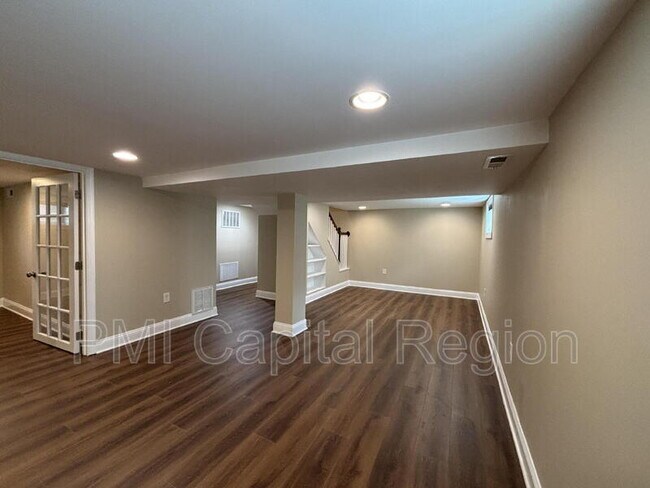 Building Photo - 3903 Hampden St