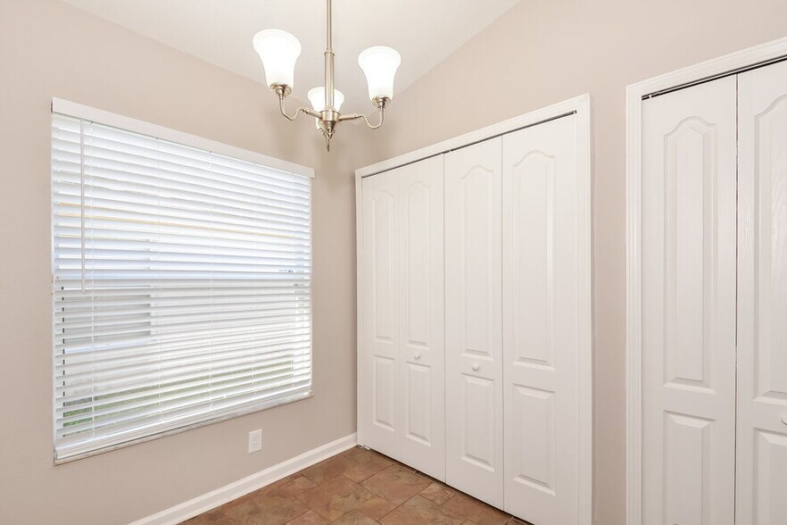 Building Photo - 12942 Early Run Ln