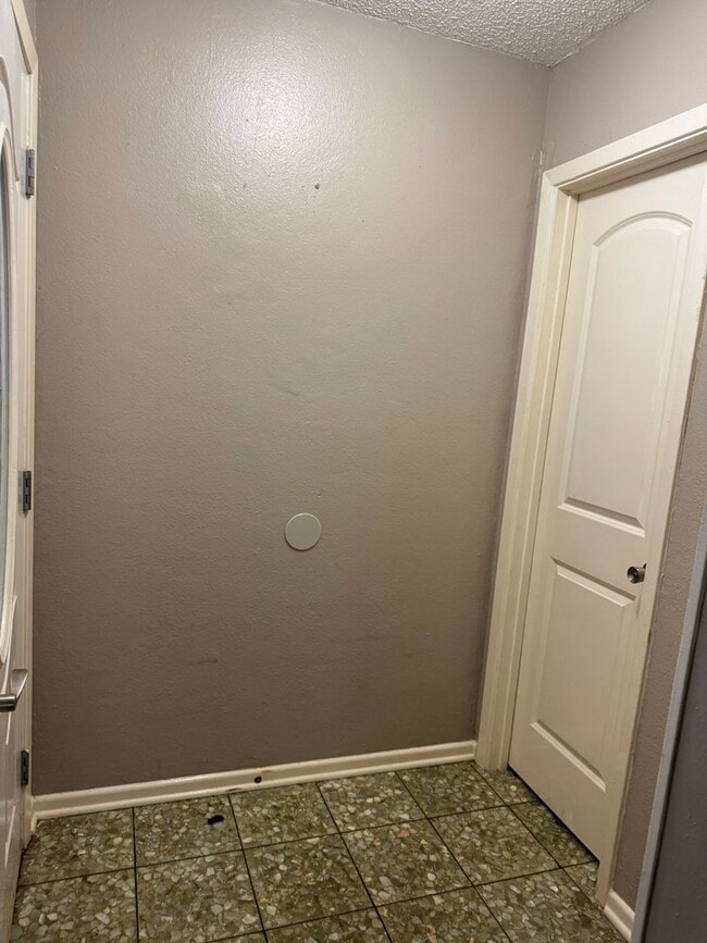 Building Photo - 11814 Song St