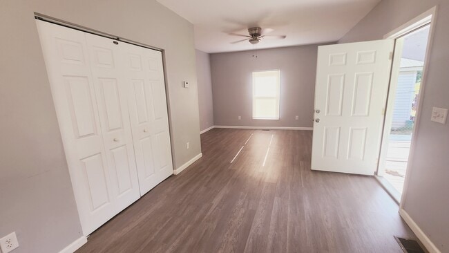 Building Photo - 2102 Adams Ave