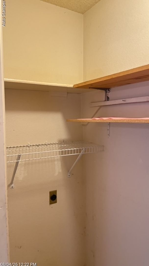 Building Photo - 903 Love Wood Ln