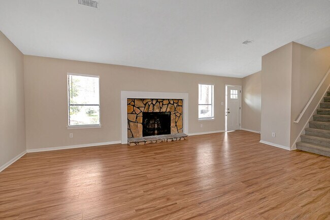Building Photo - 614 Mephisto Cir