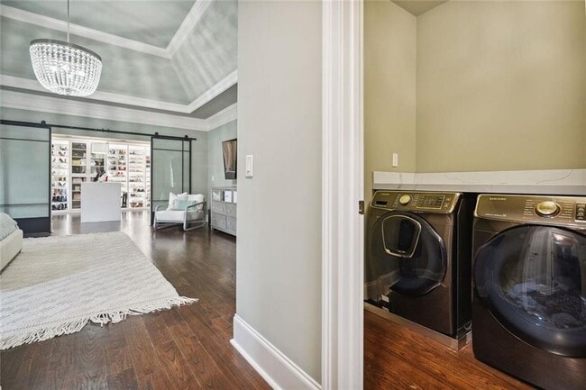 Building Photo - 1930 Northside Dr NW