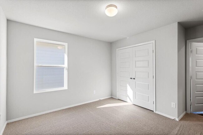 Building Photo - 2711 Totley Rd