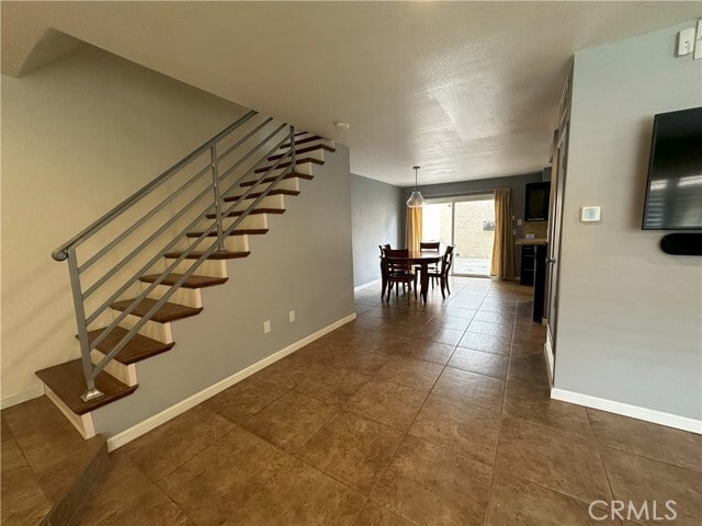 Building Photo - 18598 Creek Ln