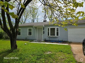 Building Photo - Nice 3BD/1BA