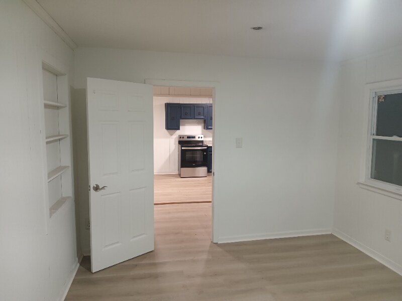 Building Photo - 125 Concord St