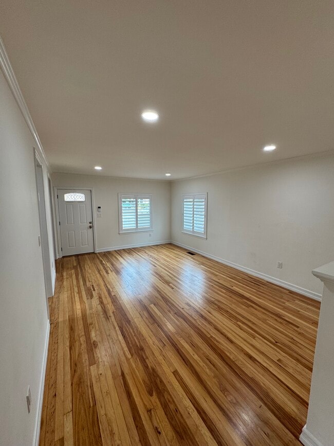 Building Photo - 4201 Porter St