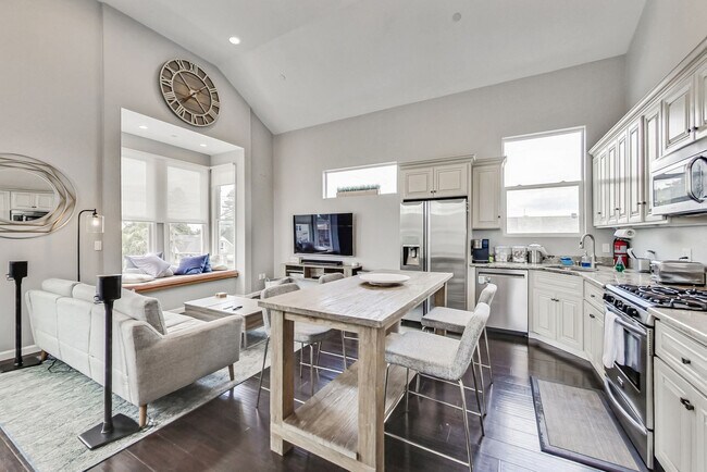 Building Photo - 1608 14th St