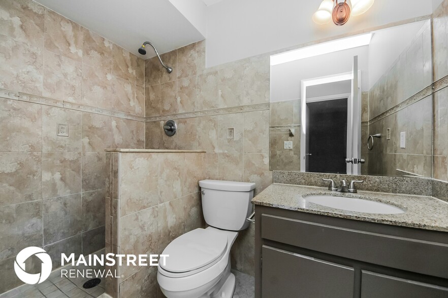 Building Photo - 516 Elkwood Ct