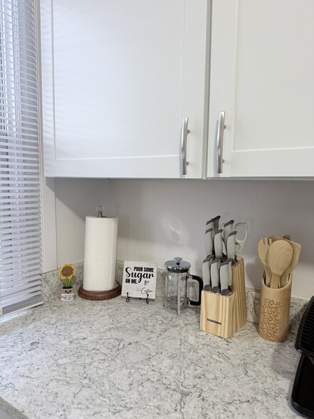 Building Photo - 422 Seward St