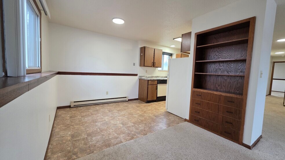 Building Photo - 3301 2nd St N