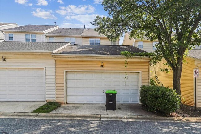 Building Photo - 13404 Fountain Club Dr