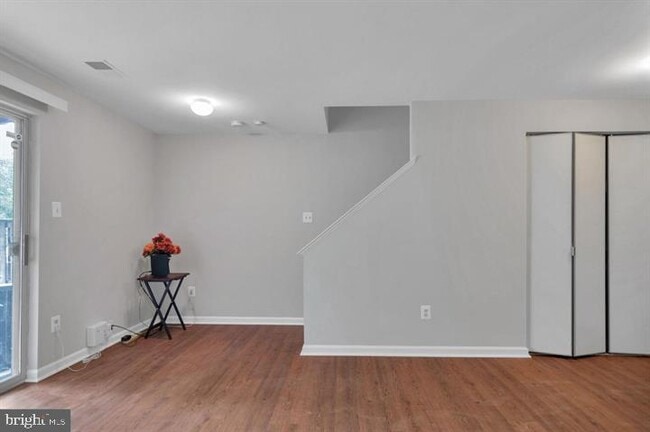 Building Photo - 1947 Winslow Ct