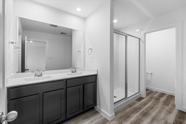 Building Photo - 12321 Churchill downs Dr