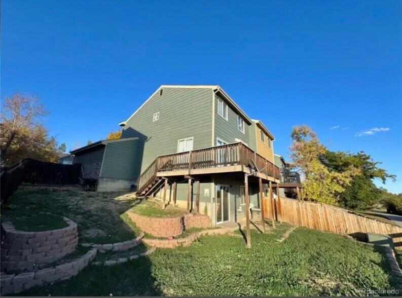 Building Photo - 536 W 91st Cir