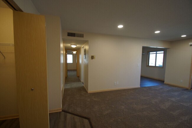 Building Photo - Modern Elegance Meets Comfort – Beautifully Renovated Two-Bedroom