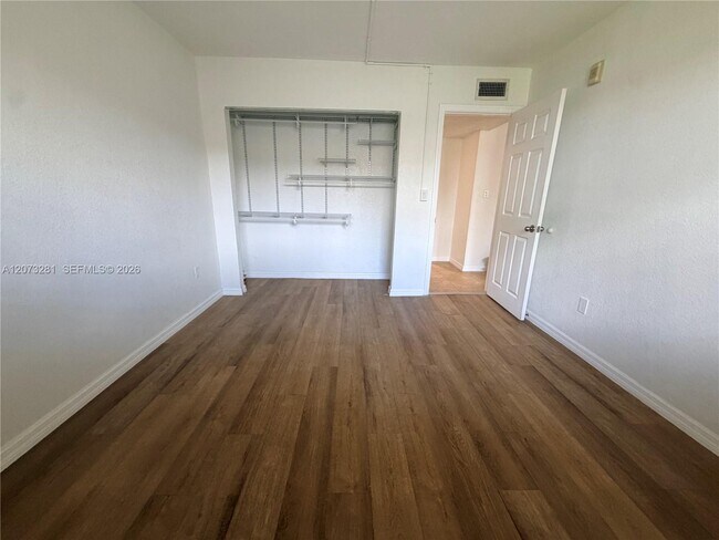 Building Photo - 14500 SW 88th Ave
