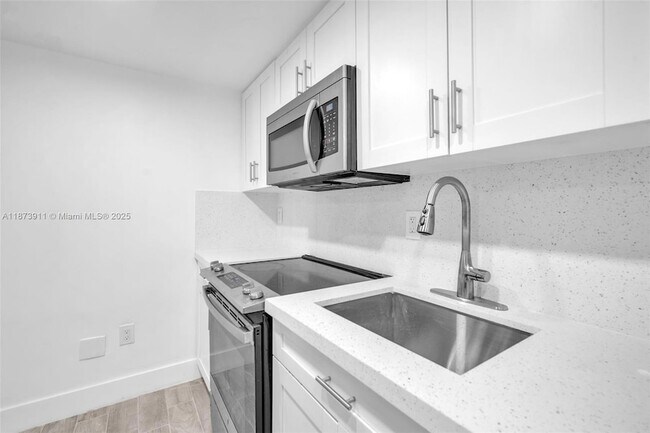Building Photo - 2372 NW 34th St