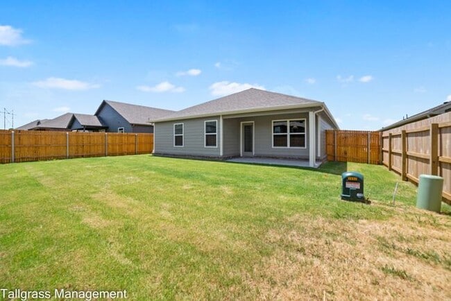 Building Photo - 4/2/2 Home in Sand Springs