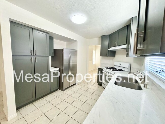 Building Photo - 12346 Mt Baldy Dr