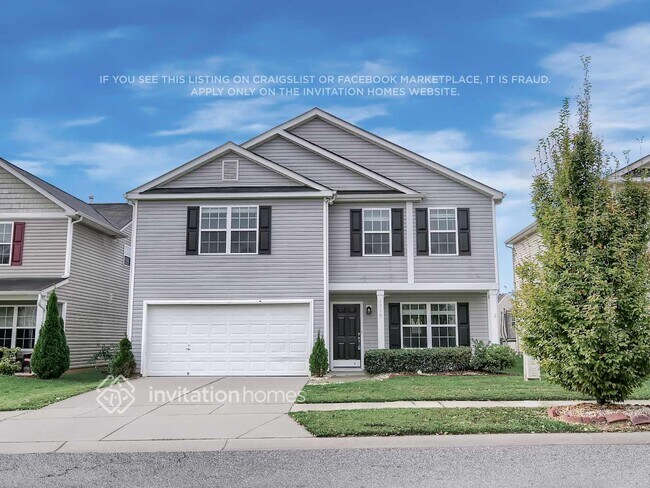 Building Photo - 1719 Eastway Dr