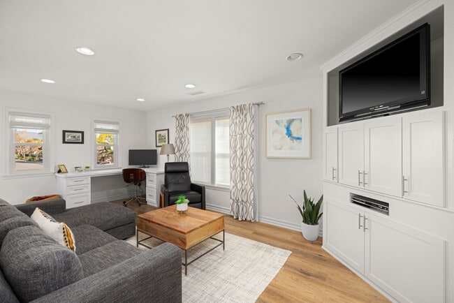 Building Photo - Coastal Retreat in La Costa - Spacious Home with Backyard Oasis