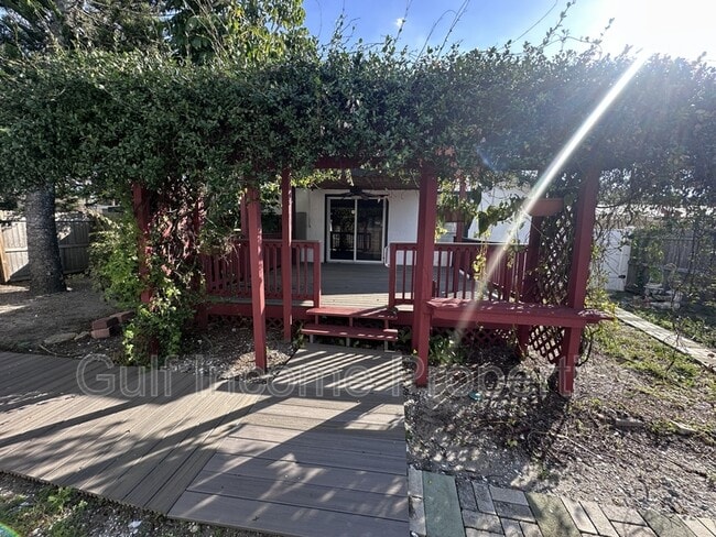 Building Photo - 2635 Arnold St