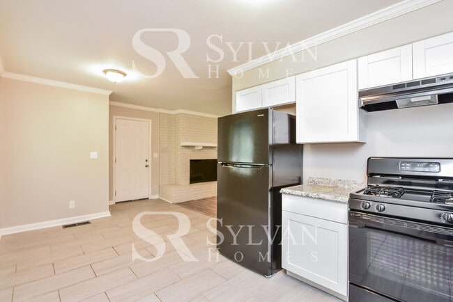 Building Photo - At Last, This Is What You Have Been Searching For!