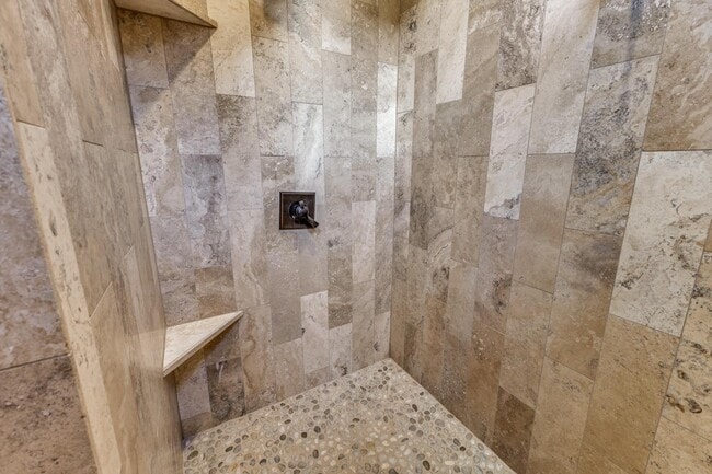 Building Photo - 2217 Seabiscuit Cv