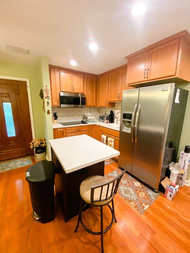 Building Photo - Furnished Studio on Wilmington Island