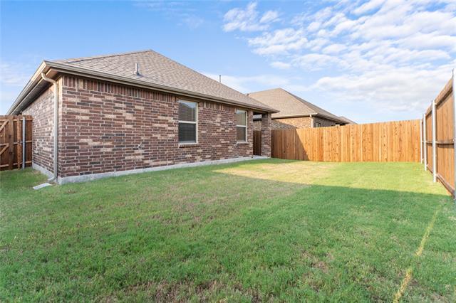 Building Photo - 1018 Stones Throw Dr