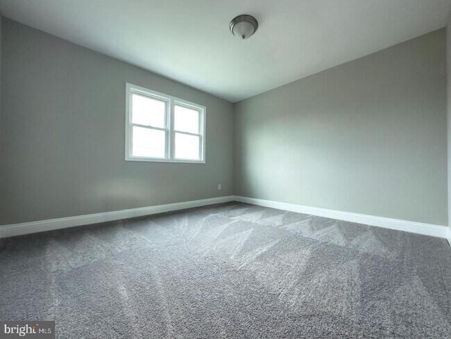 Building Photo - 3861 26th Ave