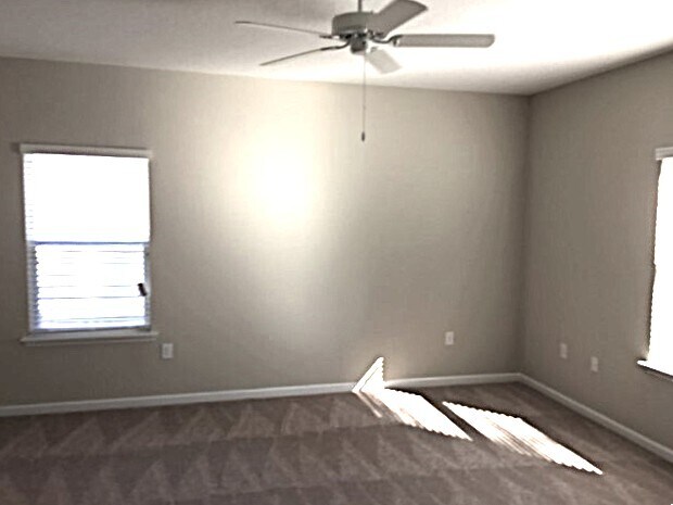 Building Photo - 200 Otero Point