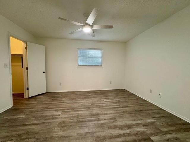 Building Photo - 1300 W Rolling Oaks Dr