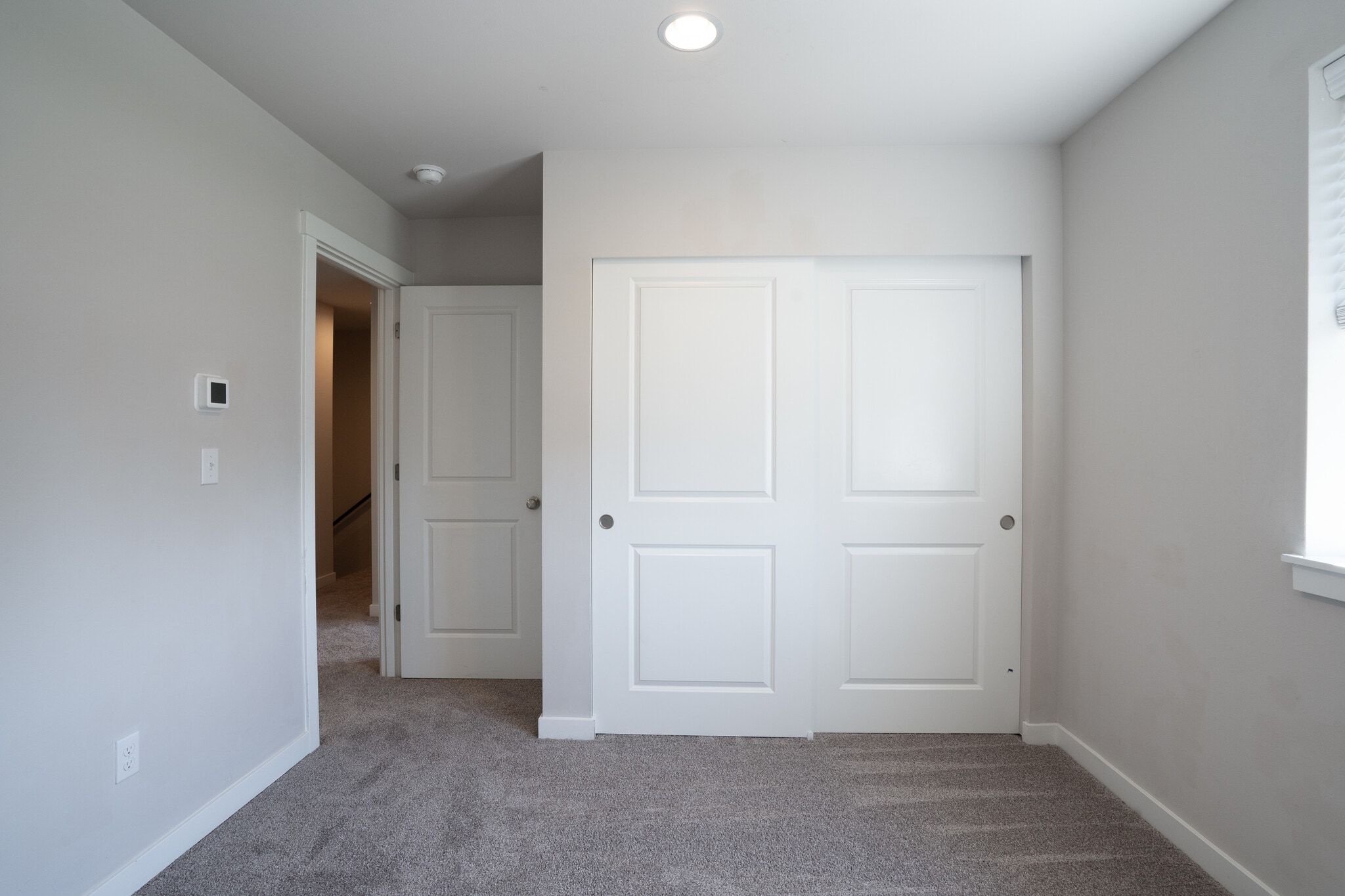 Building Photo - 604 F and S Grade Rd