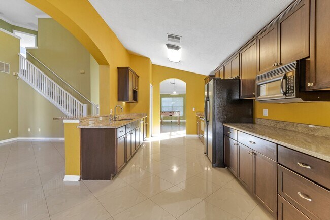 Building Photo - 5604 Florence Harbor Dr