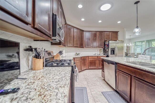 Building Photo - 6906 Covington Stone Ave